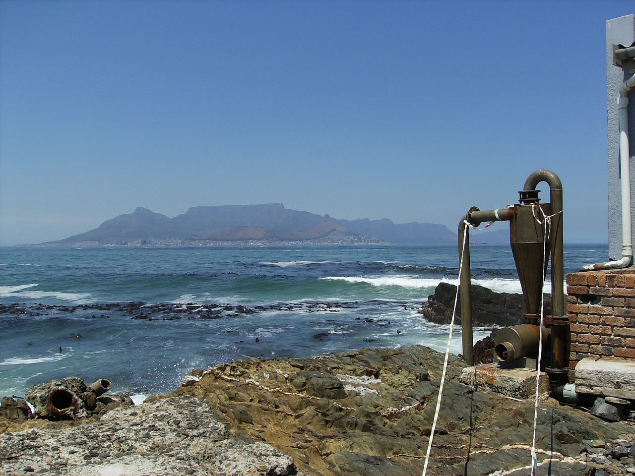 Table Bay from/vanaf Robbeneiland